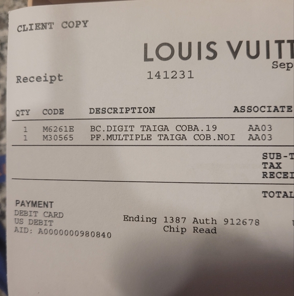 LOUIS VUITTON Taiga Portefeuille-Multiple Bill Compartment Folded wallet - Picture 8 of 8